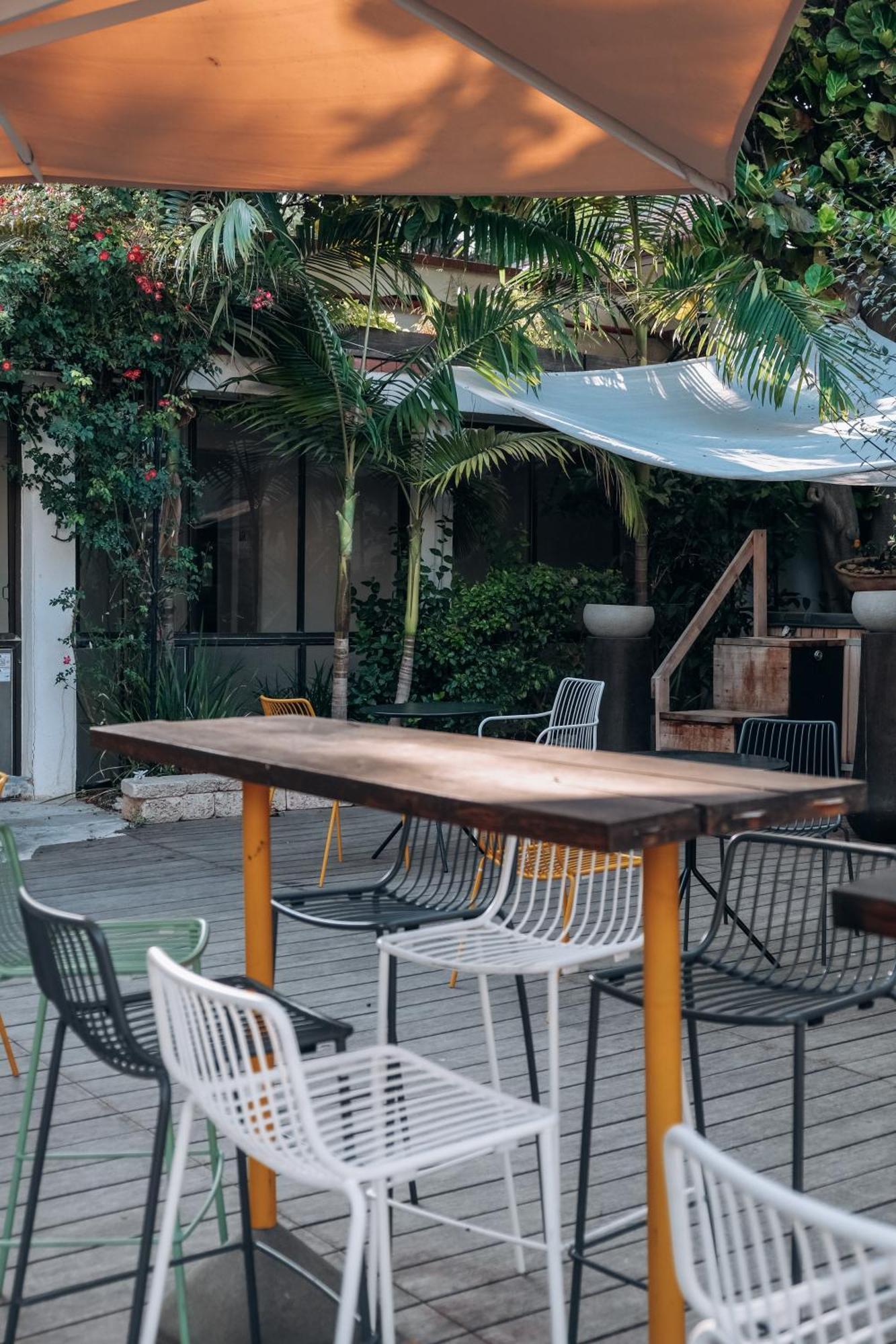 Eden Inn Zikhron Yaakov Bagian luar foto