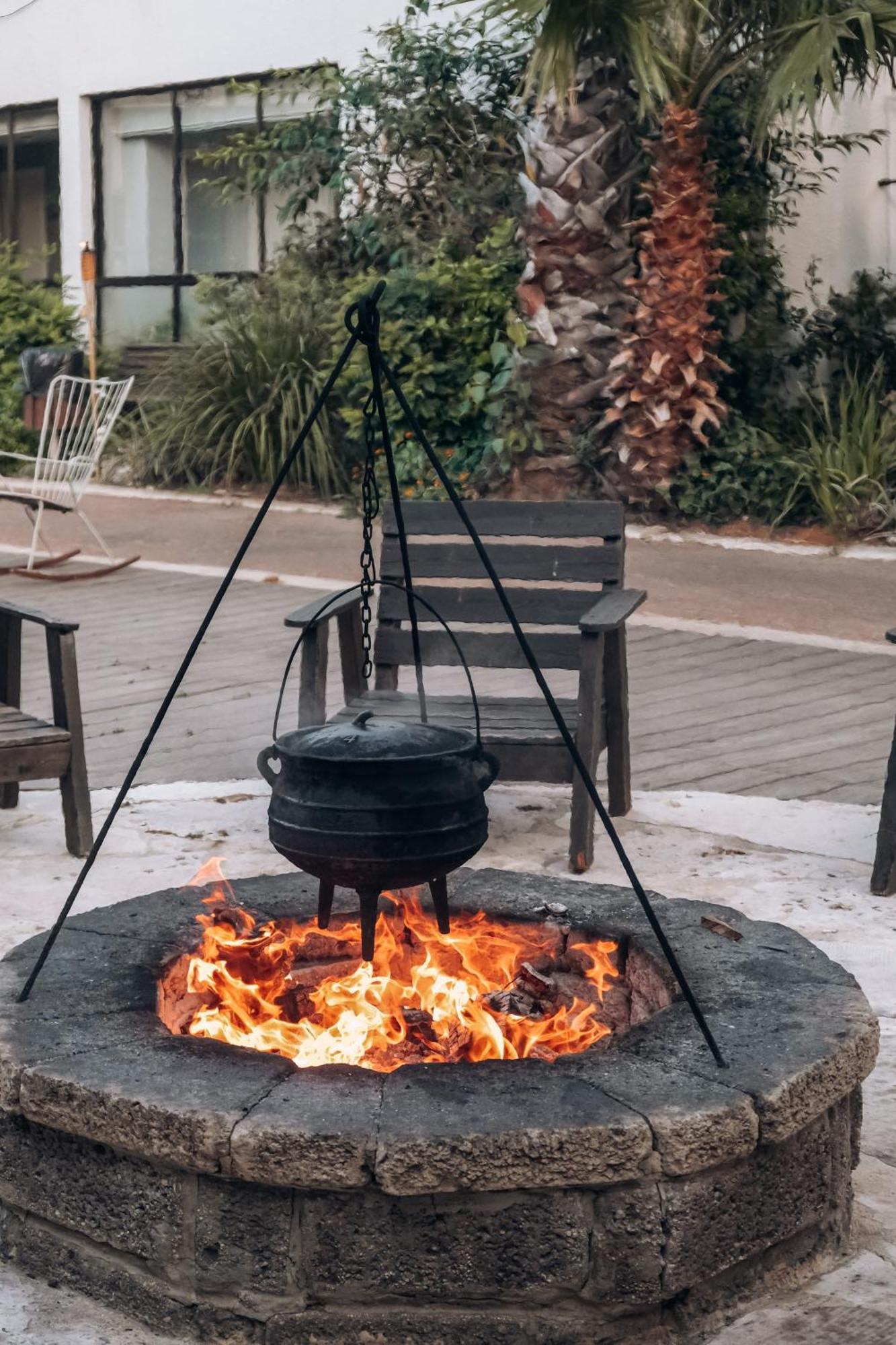 Eden Inn Zikhron Yaakov Bagian luar foto