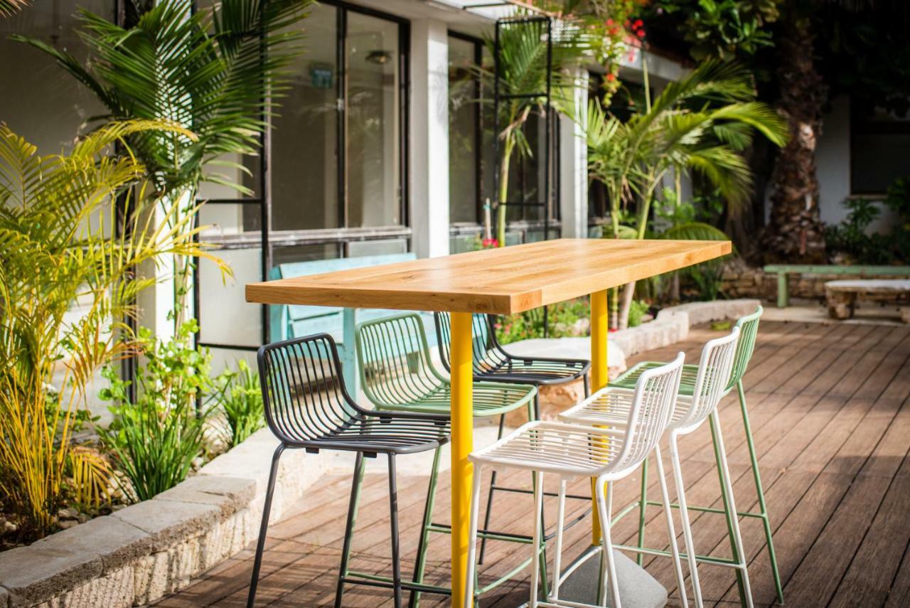 Eden Inn Zikhron Yaakov Bagian luar foto